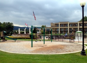 Lake George Holiday Inn Playground