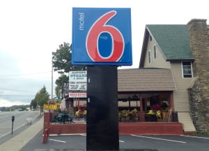 Sign of the Motel 6 Lake George